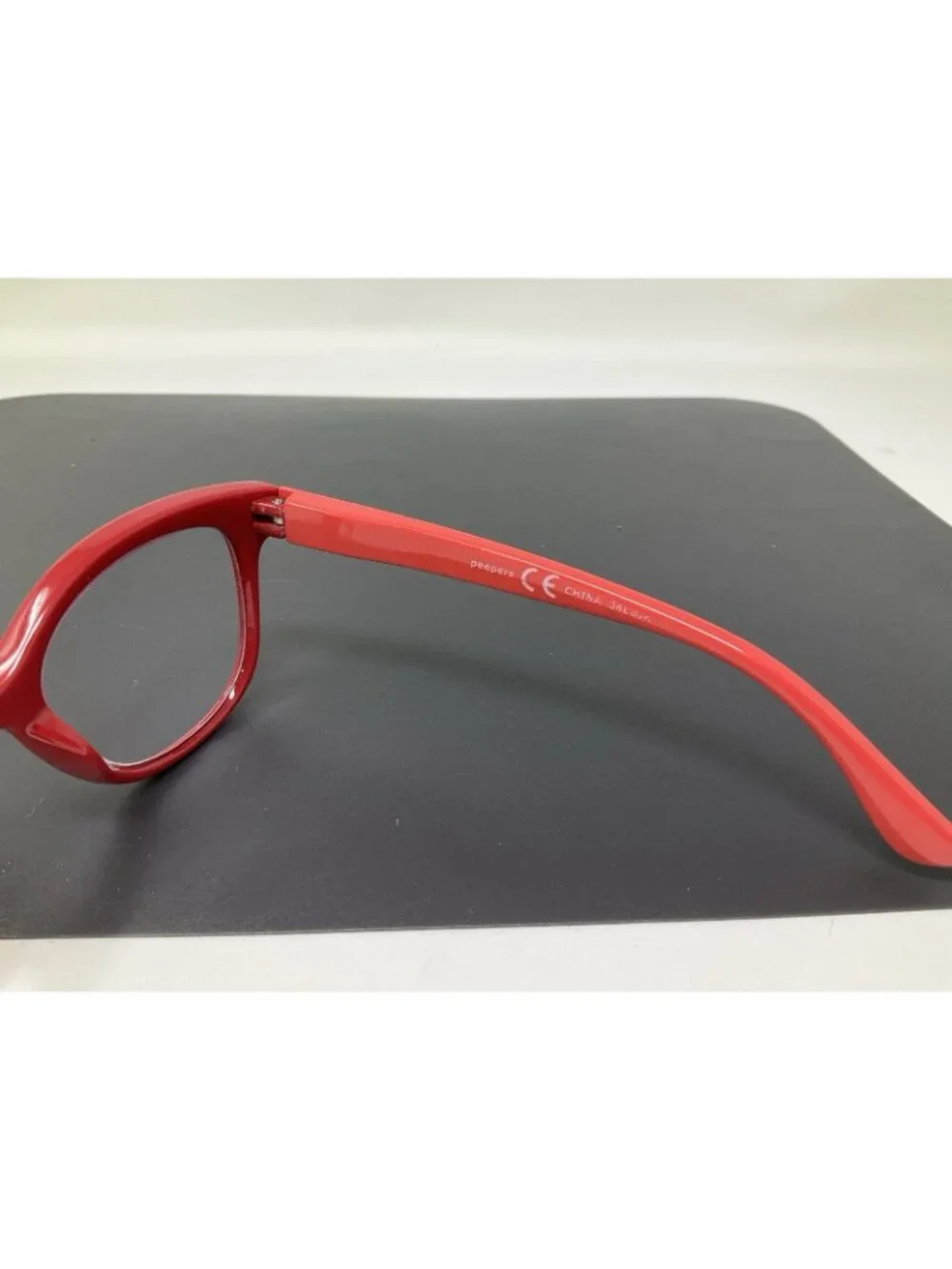Peepers Grandview Reading Glasses +1.75 Square Blue Light Red Pink Some Scratche
